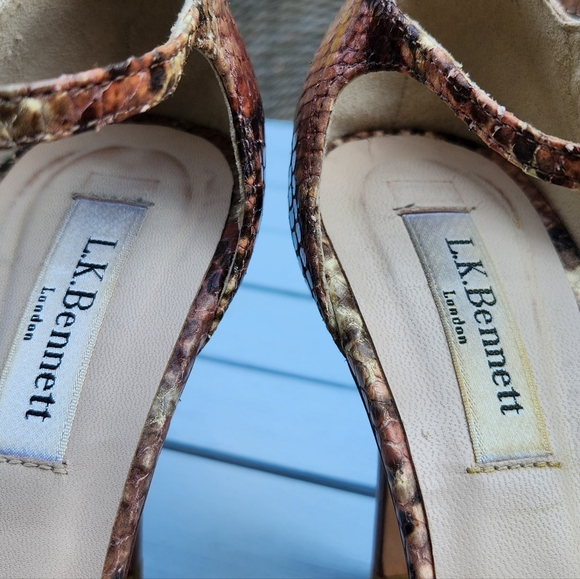 L.K. Bennett dusty pink, snake print leather ankle strap high heel pump in 38 - Picture 10 of 16